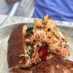 Spring Lake Seafood - 1/2 Lobster Roll