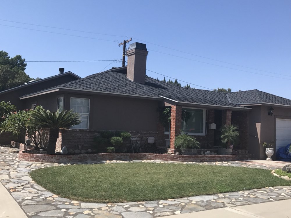 Slide of Everett Roofing