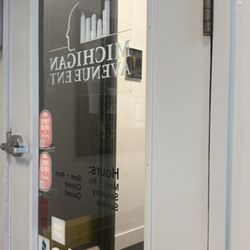 Michigan Avenue Immediate Care - Front door