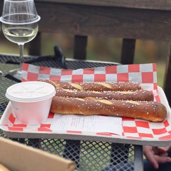 Montelle Winery - Pretzel with beer cheese - Wineries Near Me - Augusta, Missouri