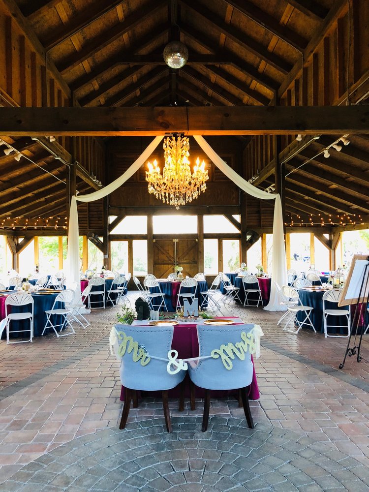 BUTTERFLY KISSES PAVILION Updated September 2024 8115 US70