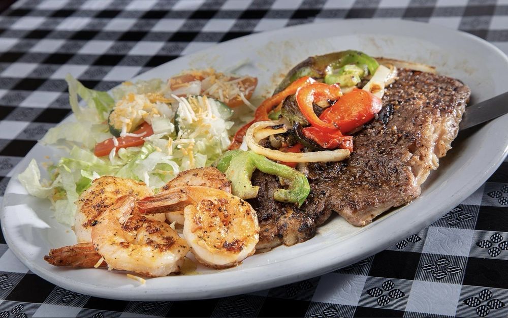 Food from Sam's Southern Eatery