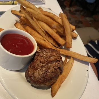 Ruth's Chris Steak House - Kids filet and fries - Steakhouses Near Me - Irvine, California Ruth's Chris Steak House - Kids filet and fries - Steakhouses Near Me - Irvine, California