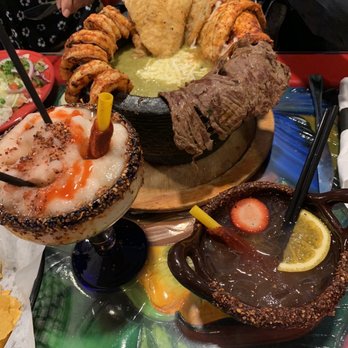 Mariscos Playa Hermosa - Molcajete - Mexican Near Me - Phoenix, Arizona
