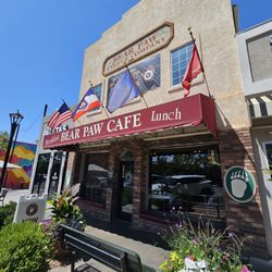 Bear Paw Cafe - Front of building