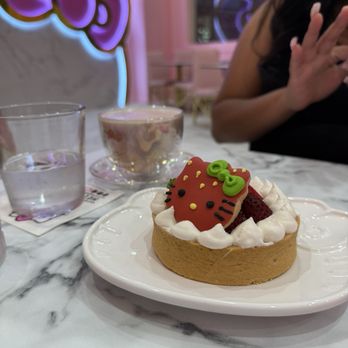 Hello Kitty Cafe - Themed Cafes Near Me - Santa Clara, California