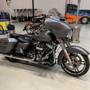 Classic Car Mobile Detailing - Takes some time paying attention to Detail. Something I enjoy very much. - Auto Detailing Near Me Classic Car Mobile Detailing - Takes some time paying attention to Detail. Something I enjoy very much. - Auto Detailing Near Me