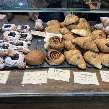 Sironi - Pastries - Pizza Near Me - Berlin, BE