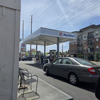 Banh Mi & Bubble Tea - Gas station where trailer is located. - Vietnamese Near Me - Bellingham, Washington Banh Mi & Bubble Tea - Gas station where trailer is located. - Vietnamese Near Me - Bellingham, Washington