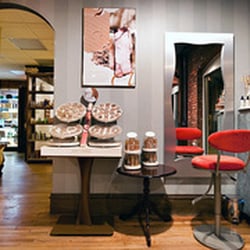 Syeni Salon & Spa