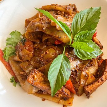 Asian Mint - drunken noodles - Thai Near Me - Richardson, Texas