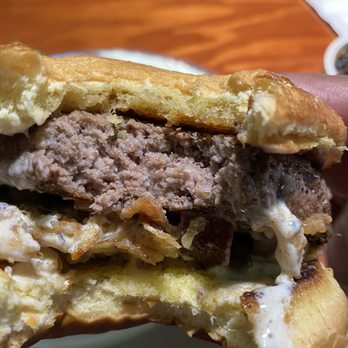Wee Pub Beach - Overcooked cold burger. - Irish Pub Near Me - Jekyll Island, Georgia Wee Pub Beach - Overcooked cold burger. - Irish Pub Near Me - Jekyll Island, Georgia