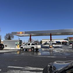 Weis Gas N Go