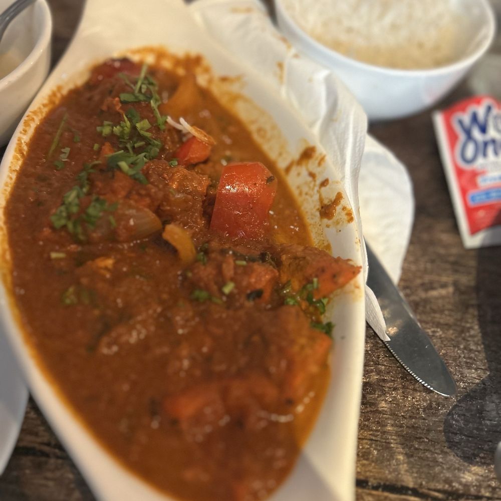 Mount Everest Kitchen & Grill - Chicken Tikka Masala - Indian Near Me - Vancouver, British Columbia Mount Everest Kitchen & Grill - Chicken Tikka Masala - Indian Near Me - Vancouver, British Columbia