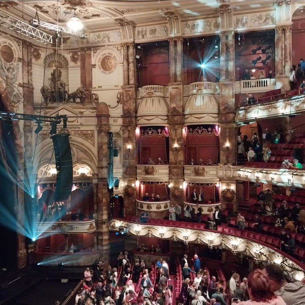 London Coliseum - Theatre - Performing Arts Near Me - London, XGL London Coliseum - Theatre - Performing Arts Near Me - London, XGL