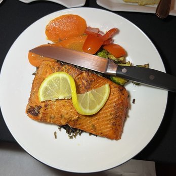 Salmon n' Bannock - Canadian (New) Near Me - Vancouver, British Columbia