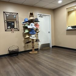 Healthy Skin Dermatology - Waiting room