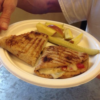Hilmar - Chicken veggie grilled minus the chicken - Cafes Near Me - Hilmar, California Hilmar - Chicken veggie grilled minus the chicken - Cafes Near Me - Hilmar, California