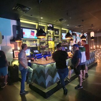 Hunters - Bar. - Gay Bars Near Me - Fort Lauderdale, Florida