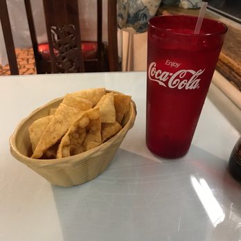 Bamboo Chinese Restaurant - Brought out after Ofer was placed. Also water with lemon. - Chinese Near Me - Diberville, Mississippi