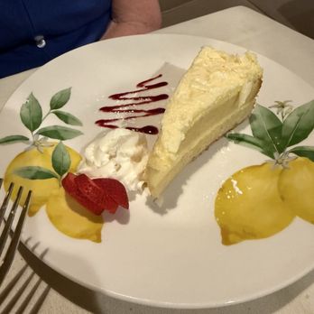 Bocelli's - Lemon cello cake - Italian Near Me - Doylestown, Pennsylvania