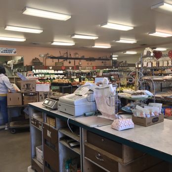 Cliff's Country Market - Cute, small market - Fruits & Veggies Near Me - Caldwell, Idaho