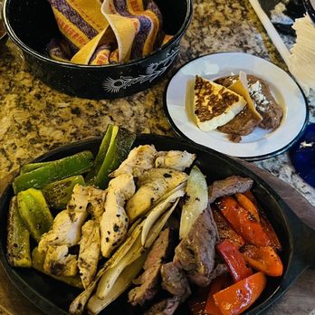 Casa Tequila - Mixed fajitas - Mexican Near Me - Cancún, ROO Casa Tequila - Mixed fajitas - Mexican Near Me - Cancún, ROO