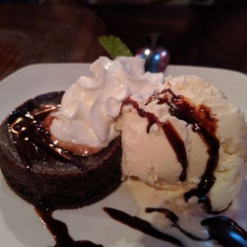 Thanh Long - Chocolate lava cake with gelato - Seafood Near Me - San Francisco, California Thanh Long - Chocolate lava cake with gelato - Seafood Near Me - San Francisco, California
