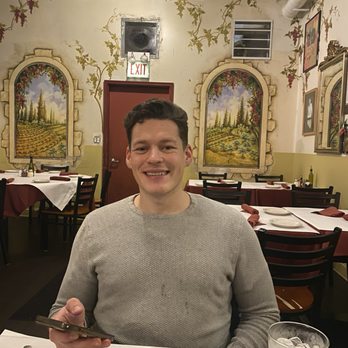 La Scarola - Inside - Italian Near Me - Chicago, Illinois La Scarola - Inside - Italian Near Me - Chicago, Illinois