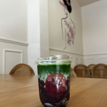 Taz Matcha - Red Bean Chiran Matcha Latte - Cafes Near Me - Seattle, Washington Taz Matcha - Red Bean Chiran Matcha Latte - Cafes Near Me - Seattle, Washington