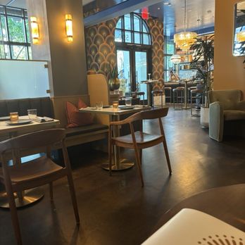 Causwells - New American Near Me - Menlo Park, California