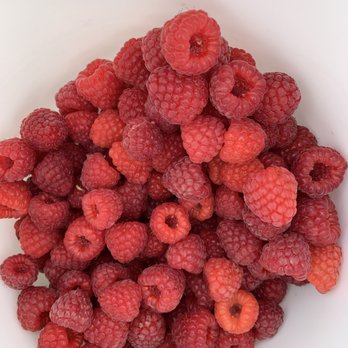 Abbott Farms - Raspberries - Fruits & Veggies Near Me - Baldwinsville, New York