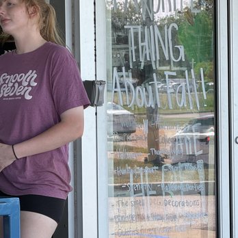 7 Brew Coffee - Poll today is favorite thing about fall - Coffee & Tea Near Me - Cottleville, Missouri
