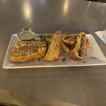 Woodson's Local Tap + Kitchen Grand Parkway - Jalapeño Poppe EggRolls !! - American Near Me - Spring, Texas