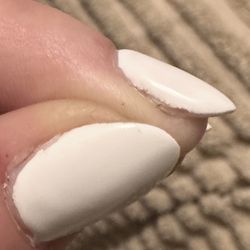 Elite Nails - Not polishing to the edges of the nail from bad cuticle prep