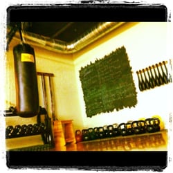 Gymnasia Strength & Movement