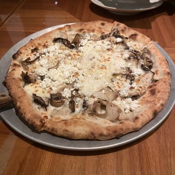Rigo - Fungi Pizza - Spanish Near Me - Honolulu, Hawaii Rigo - Fungi Pizza - Spanish Near Me - Honolulu, Hawaii