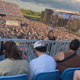Sec 105 row 33 seat 5