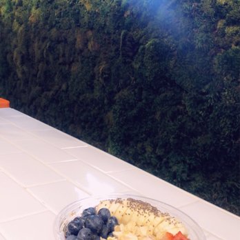 Ju-C Bar - Green Acai Superfood Bowl - Juice Bars & Smoothies Near Me - Atlanta, Georgia