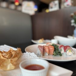 Yamashiro - Cheese Wonton, Rainbow Roll, hot sake