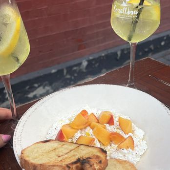 Sorellina - Burrata Appetizer - Wine Bars Near Me - Hoboken, New Jersey