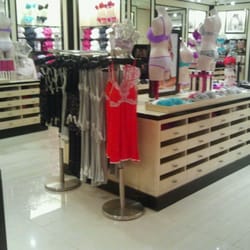Victoria's Secret & PINK