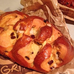 Boulangerie Louise - Brioche aux raisins et sucre