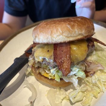 Islands Restaurant - Malibu burger - American Near Me - Redondo Beach, California Islands Restaurant - Malibu burger - American Near Me - Redondo Beach, California