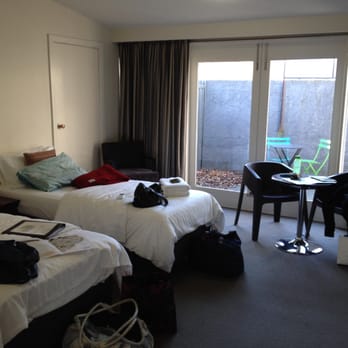 Terminus Hotel Motel - Extremely hard beds. - Hotels Near Me - Healesville, VIC