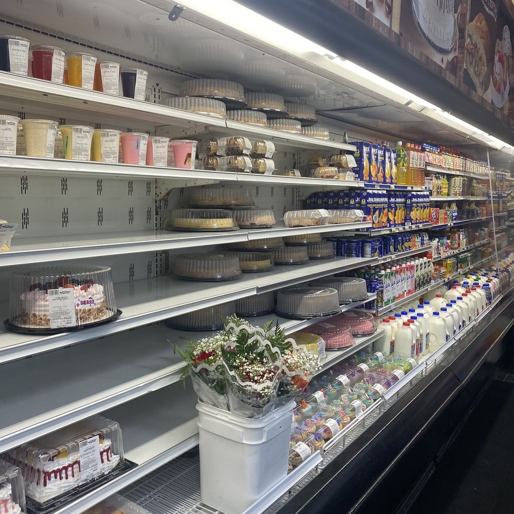 Acapulco Tropical Supermarket - Their cakes and flan are delicious - Mexican Near Me - Bradenton, Florida