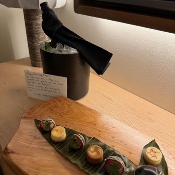 1 Hotel Seattle - Hotels Near Me - Seattle, Washington