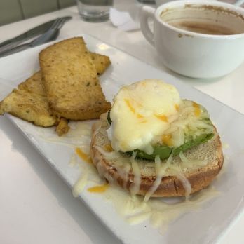 Greenleaf Restaurant - Toad in "A" Hole - Breakfast & Brunch Near Me - Ashland, Oregon