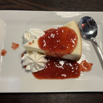 Smokey Bones Avon - Strawberry Cheesecake - Barbeque Near Me - Avon, Indiana Smokey Bones Avon - Strawberry Cheesecake - Barbeque Near Me - Avon, Indiana