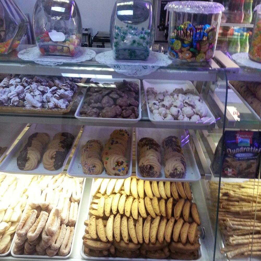 Mama's Backyard Café - Bakeries Near Me - Corona, New York Mama's Backyard Café - Bakeries Near Me - Corona, New York